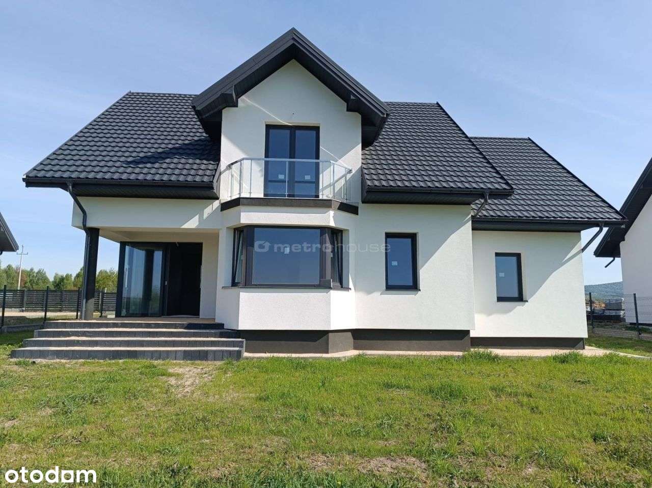 Nowoczesny dom wolnostojący 214 m2 Górno Kielce-5