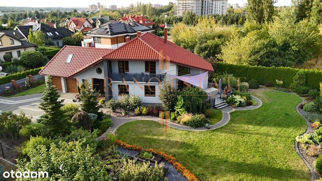 Dom jednorodzinny z 4 sypialniami 256m2-7