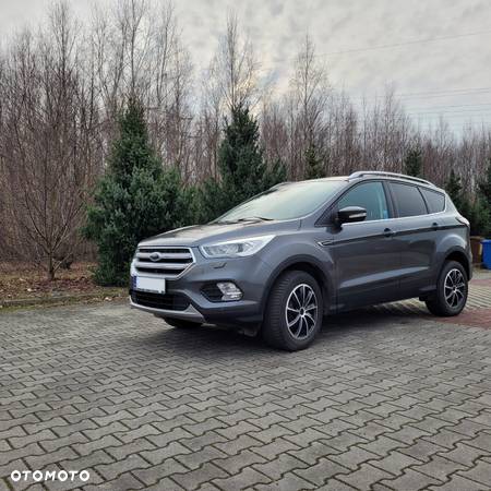 Ford Kuga - 1