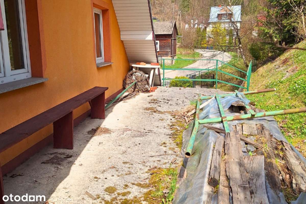 Dom tuż przy Jeziorze Czorsztyńskim – natura, przestrzeń, potencjał-13