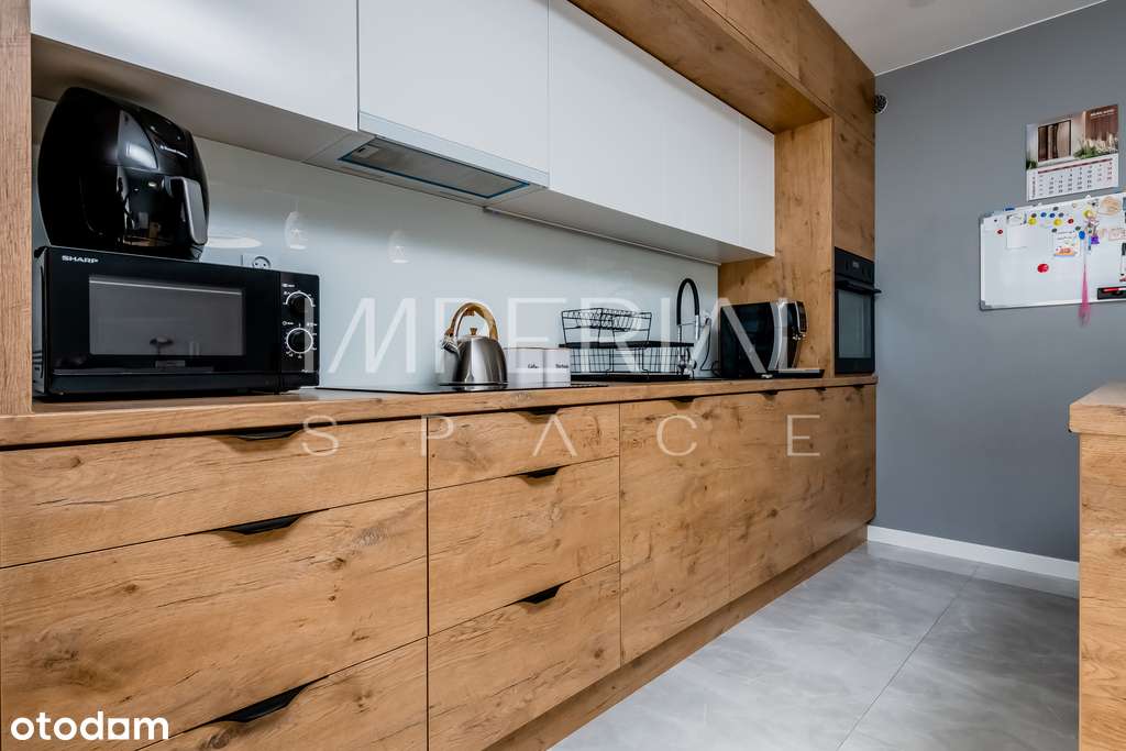 Stylowe mieszkanie z przytulnym wnętrzem - Pełny obrazek: 2/20