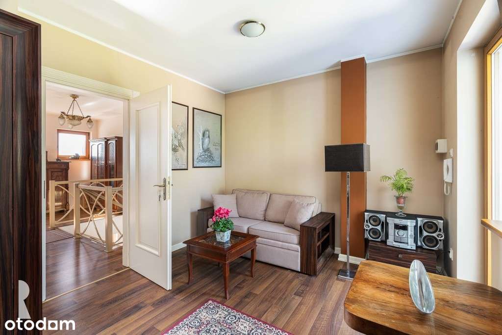 Piękna willa z basenem blisko Kiekrza-10