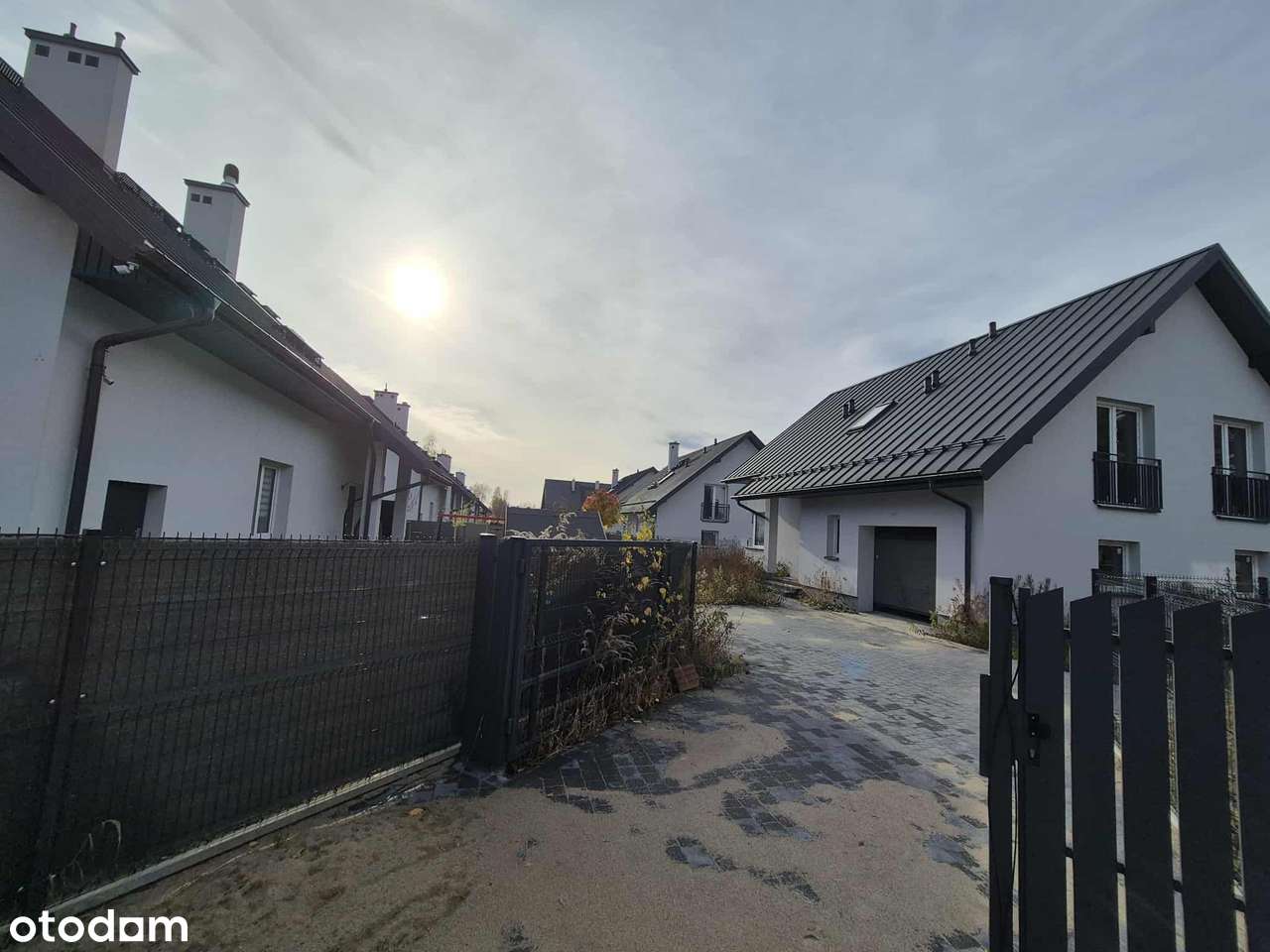 Ostatnie 2 domy WOLNOSTOJĄCE w otulinie lasu, 700 m do szkoły.-3