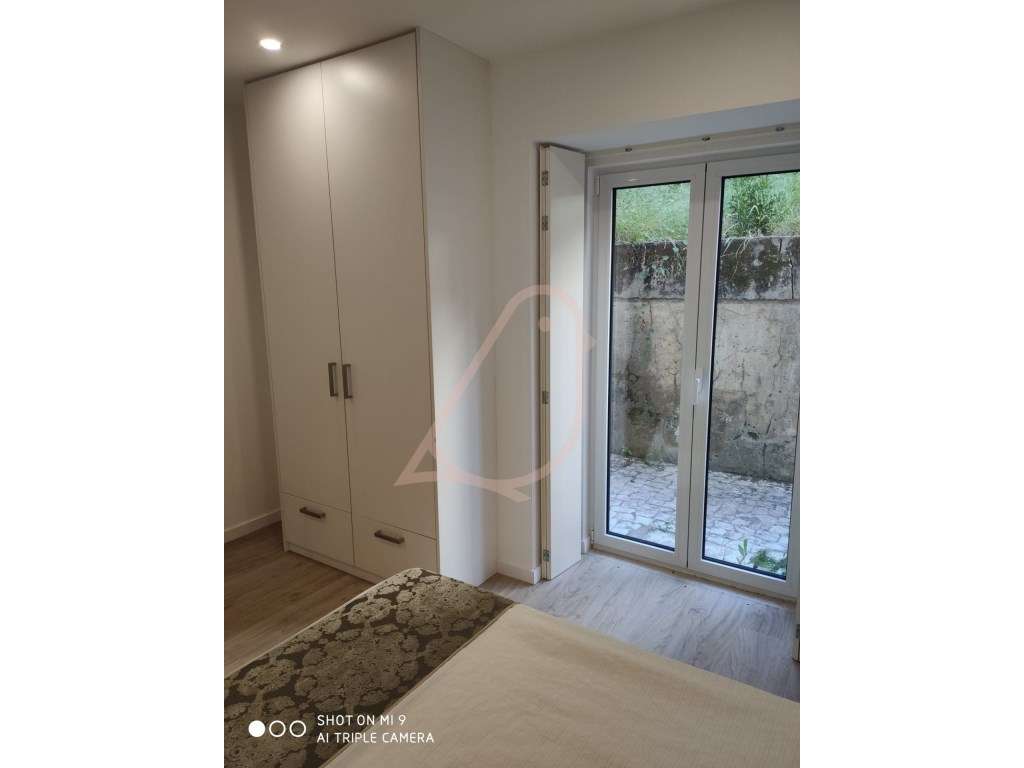 APARTAMENTO T2 com Terraço-3