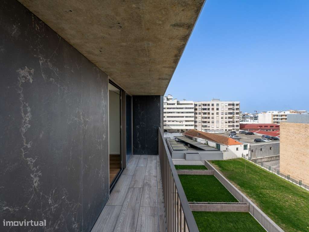 Apartamento T3 com 3 frentes em Matosinhos sul, no edifício Nautilus-45