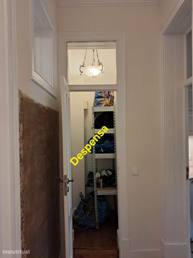 Elegante T3+ 1 com JARDIM privativo Próximo Metro Alameda-18