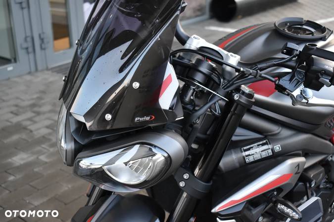 Triumph Street Triple - 6