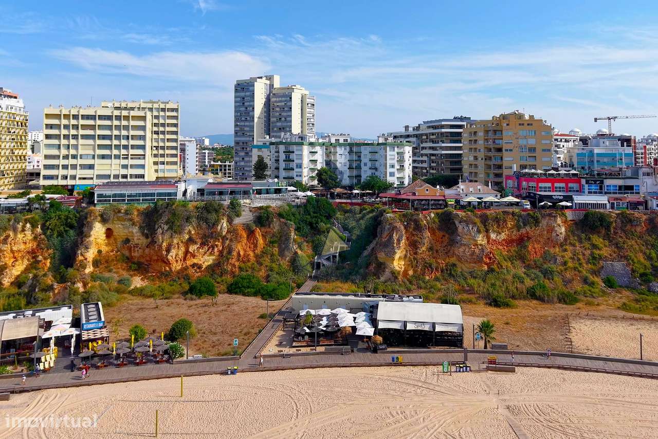 Apartamento T1 Renovado a dois passos do Areal da Praia da Rocha-28