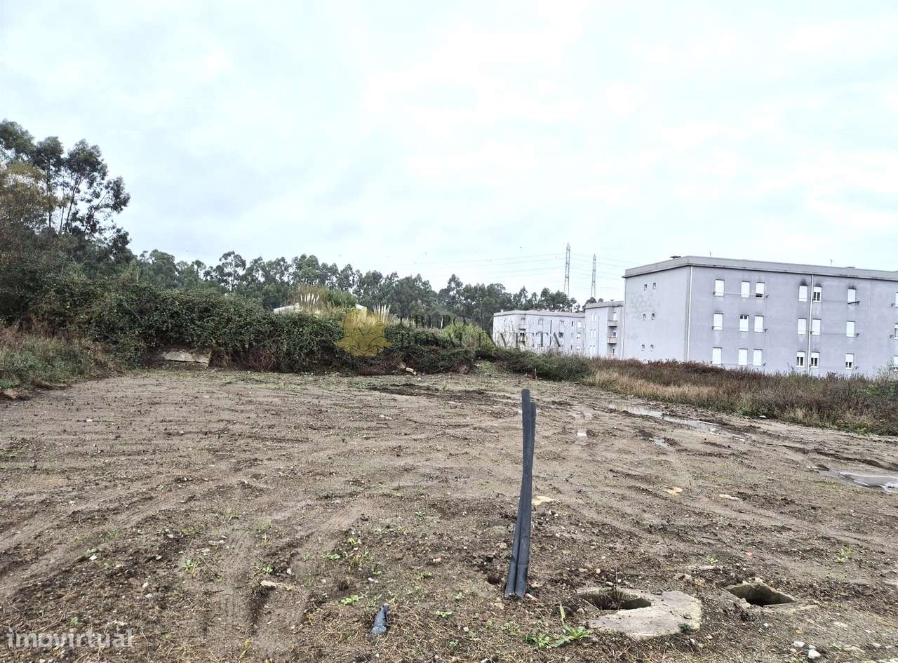 Terreno com Projeto de Moradia T4 em Aprovação – Ermesinde. - Grande imagem: 3/13