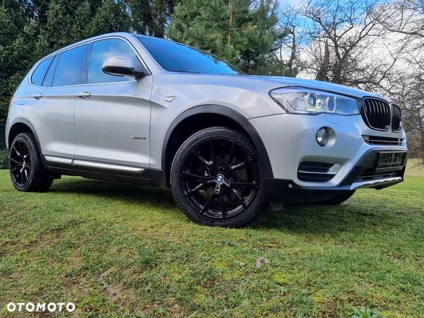 BMW X3 28i xDrive - 1