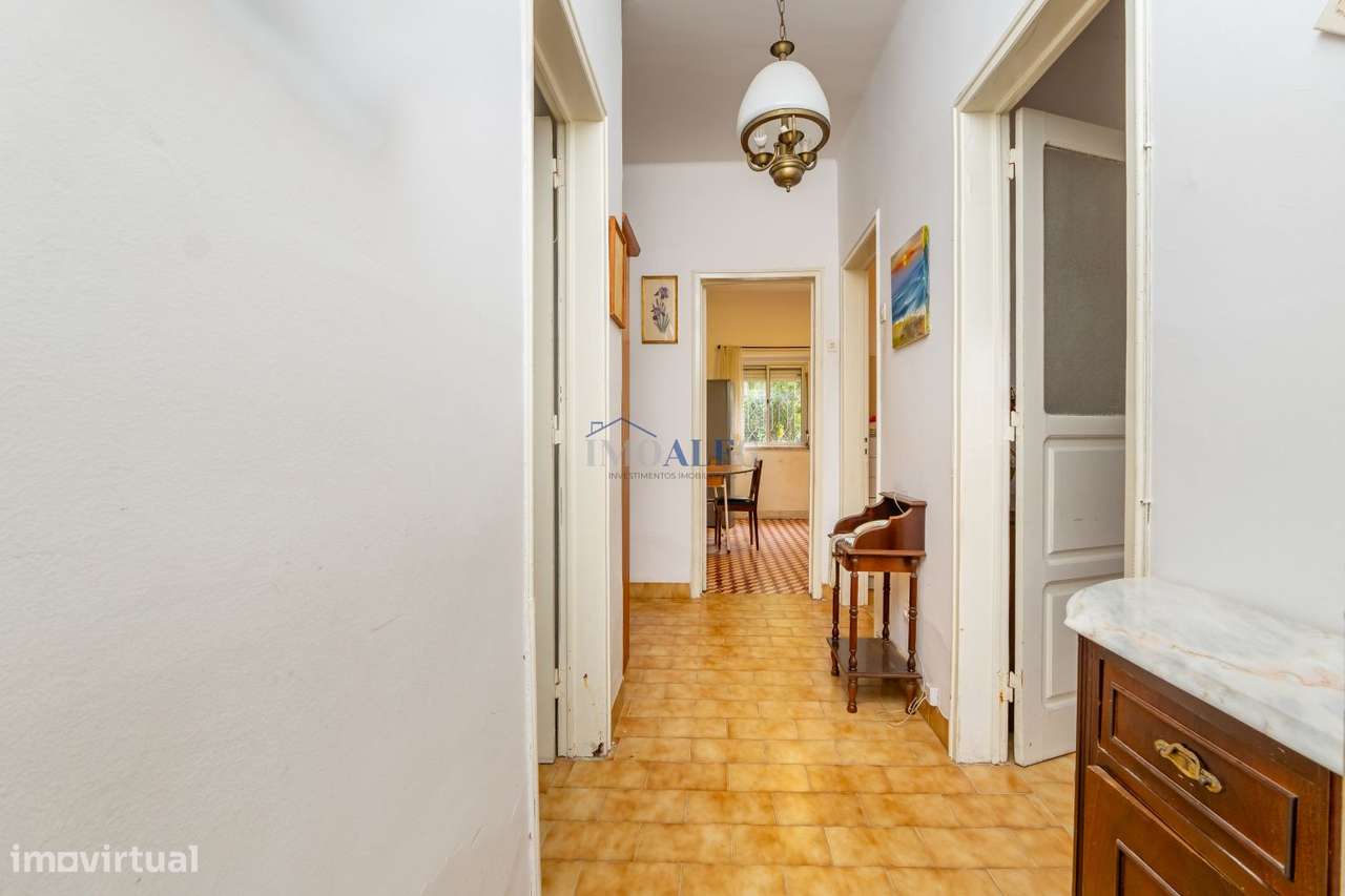 Moradia T2 com quintal no centro do Pinhal Novo, junto a transportes-7