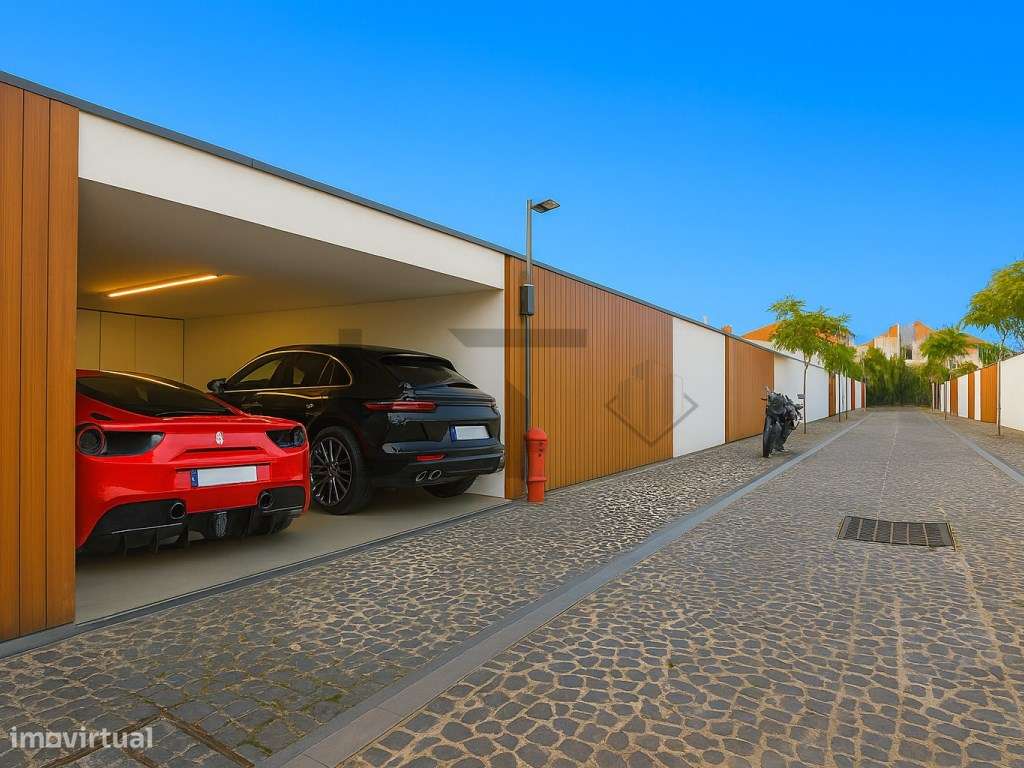 Moradia T4 com Jardim e Piscina Privada para Venda no Paço do Lumia...-24