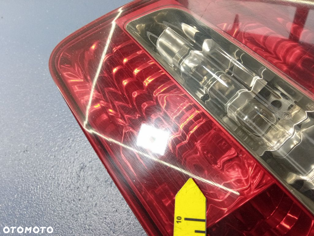 STILO SW KOMBI LAMPA TYŁ PRAWA W KLAPĘ 51717942 - 7