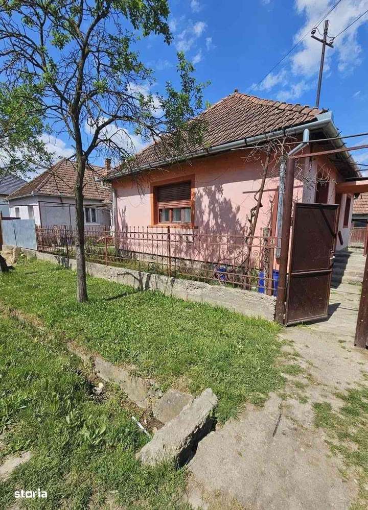 Casa de vanzare sat Rogoz-6