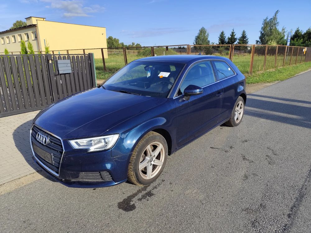 Audi A3 8V (2012-) 1.6 TDI clean diesel Attraction 2017