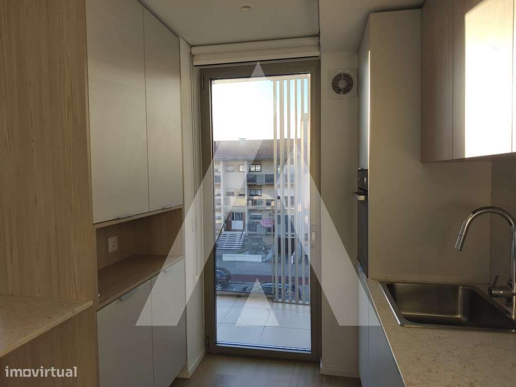 Apartamento T2 novo - Praia da Barra.-8