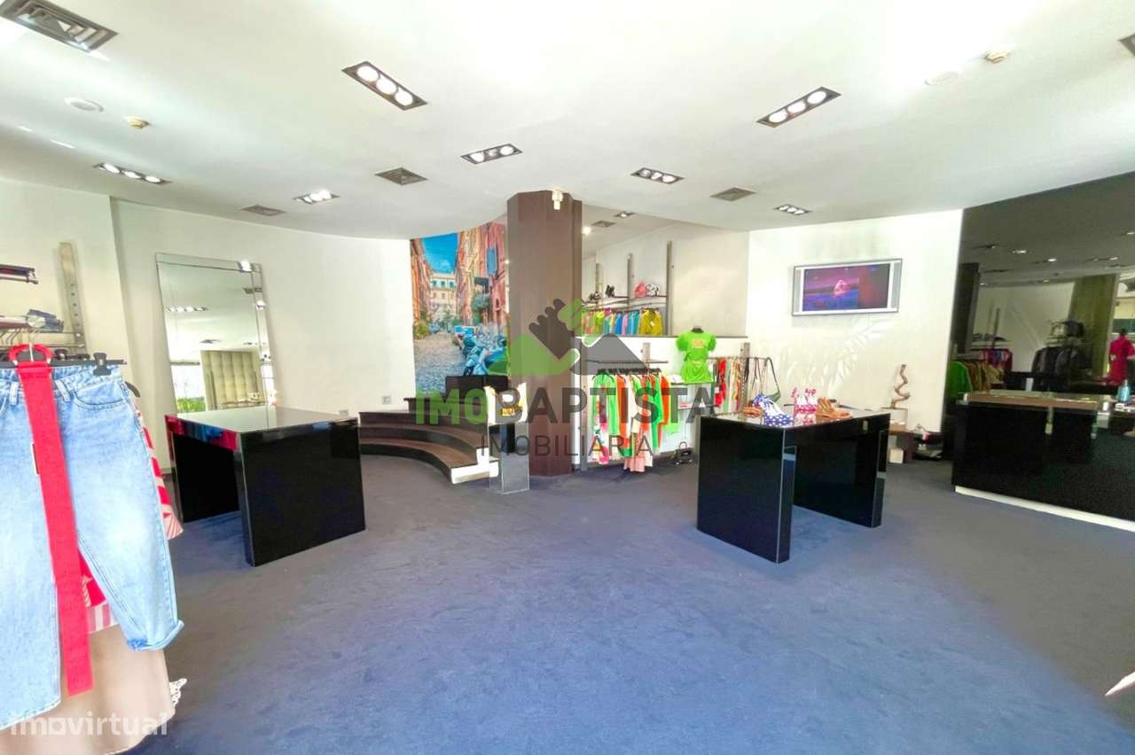 Loja com 121 m2 no centro de São João da Madeira - Grande imagem: 4/6