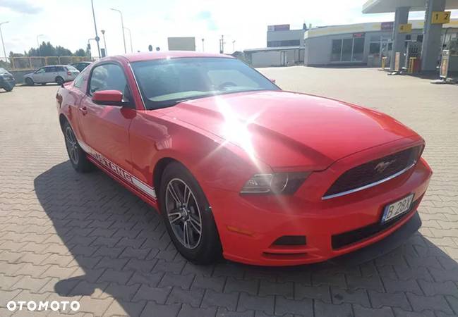 Ford Mustang 3.7 V6 Premium - 5