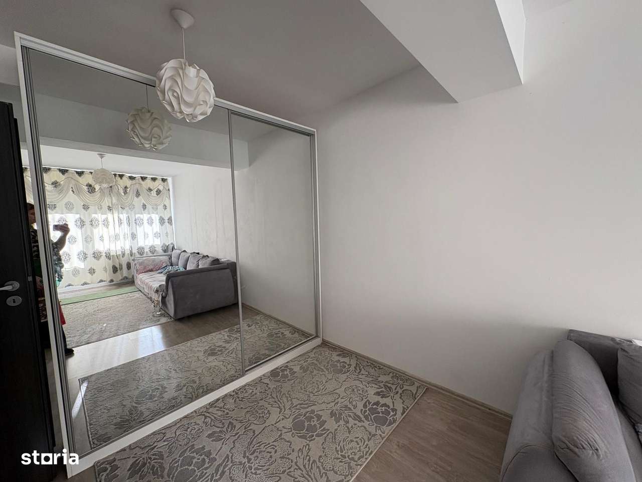Apartament cu doua camere de vanzare Bragadiru-0