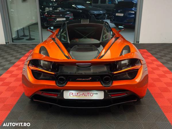 McLaren 720S - 25