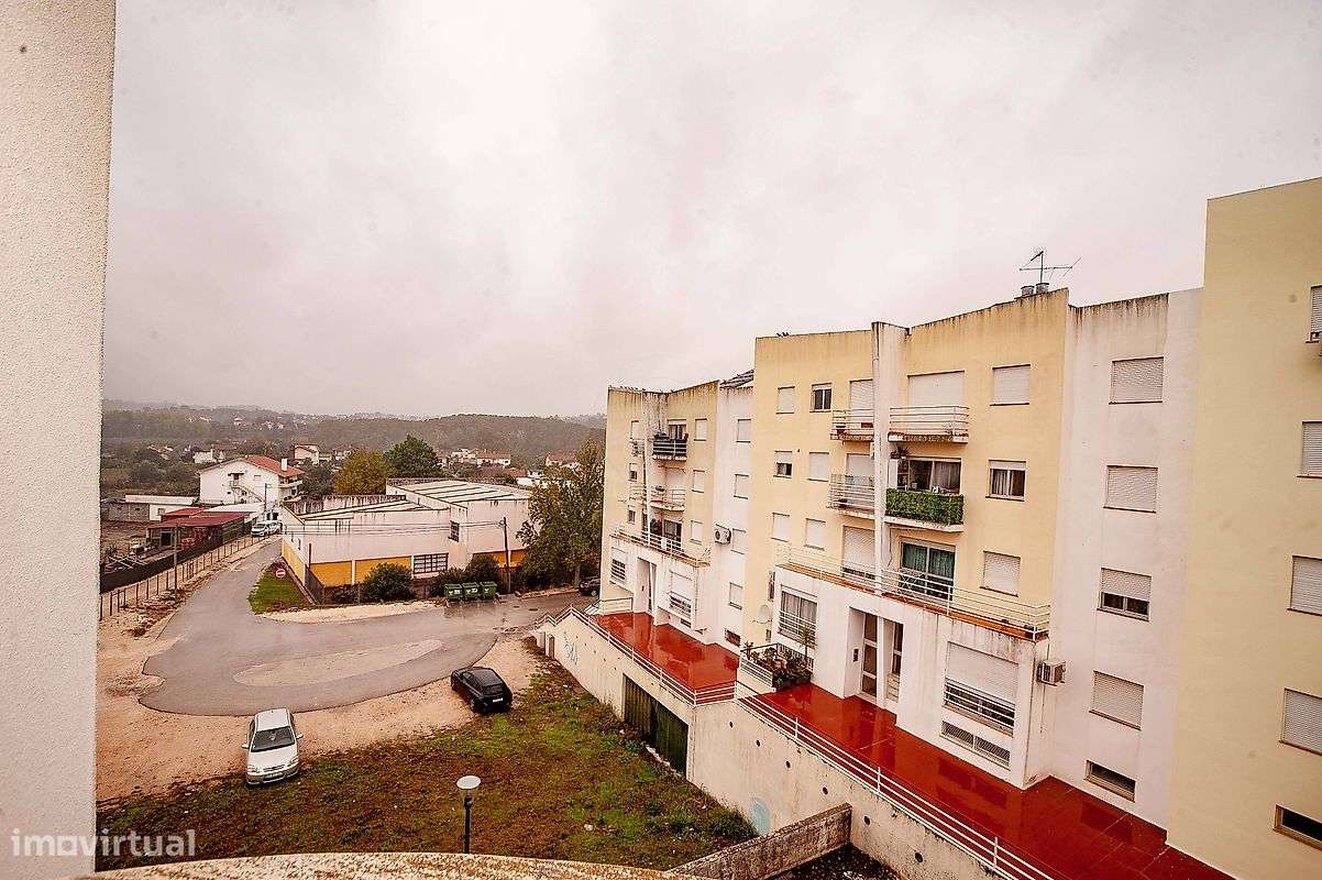 Apartamento T3 à venda em Tomar-20