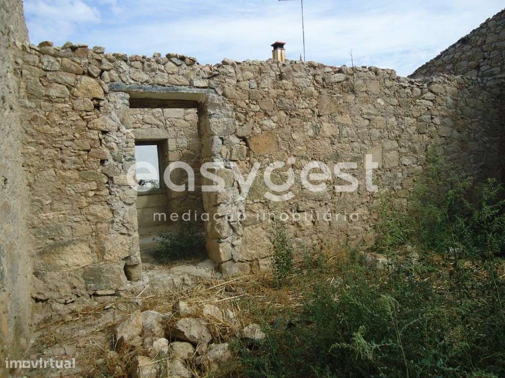 Edifício para recuperar com projecto - Grande imagem: 5/48