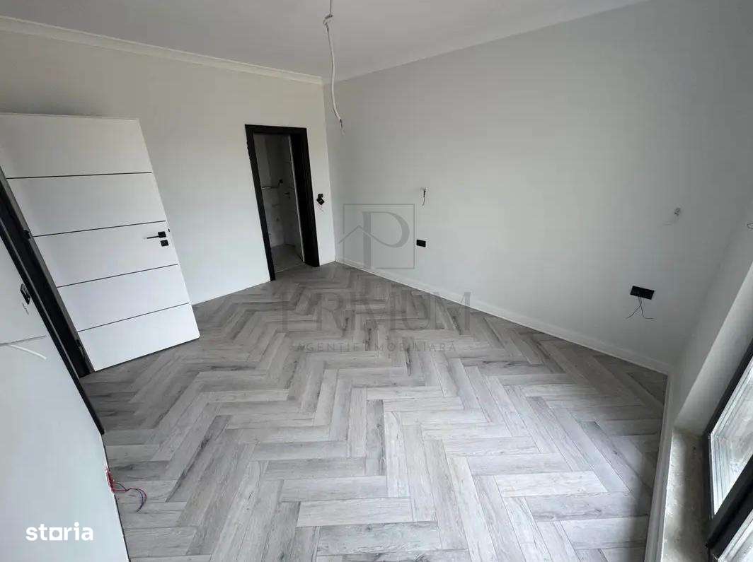 Duplex pe plan -  4 camere - toate utilitatile - Imagine principală: 4/9