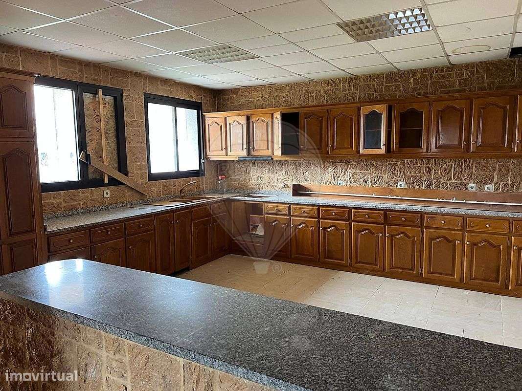 Moradia T4 para venda - Grande imagem: 3/15