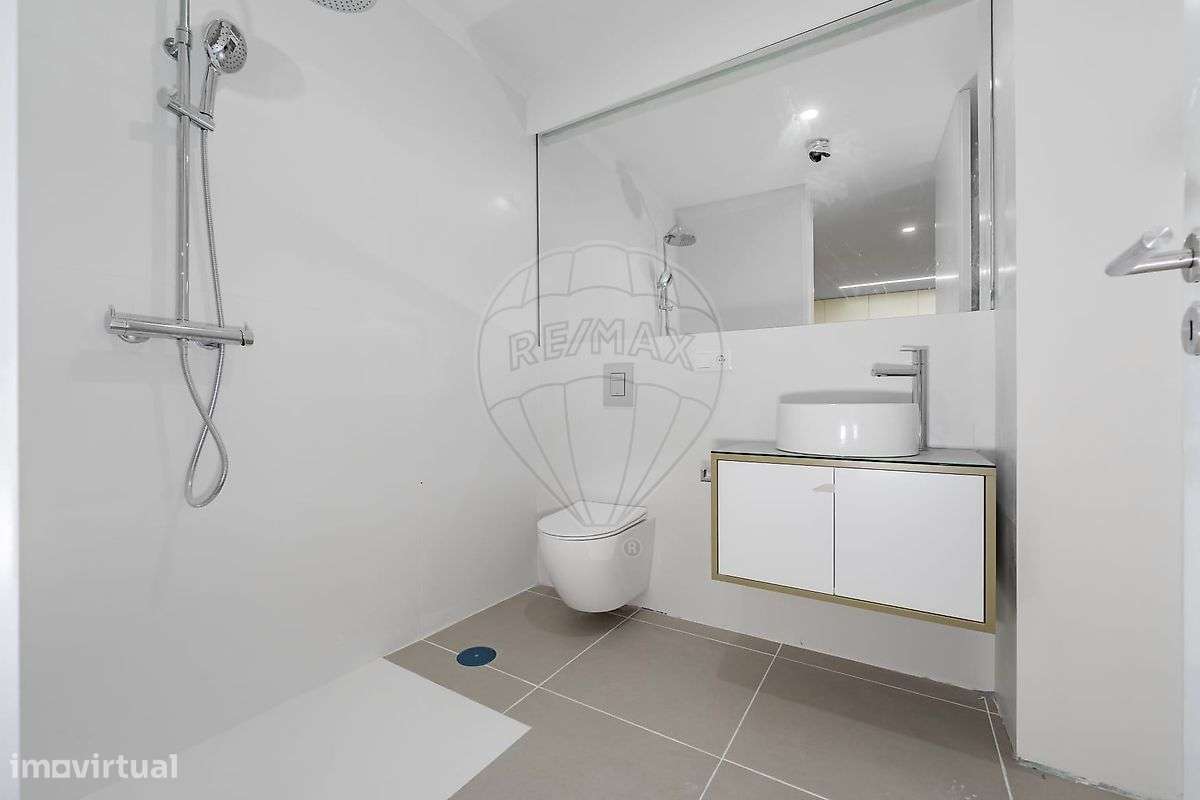 Apartamento T2 Renovado no centro histórico, Braga-7