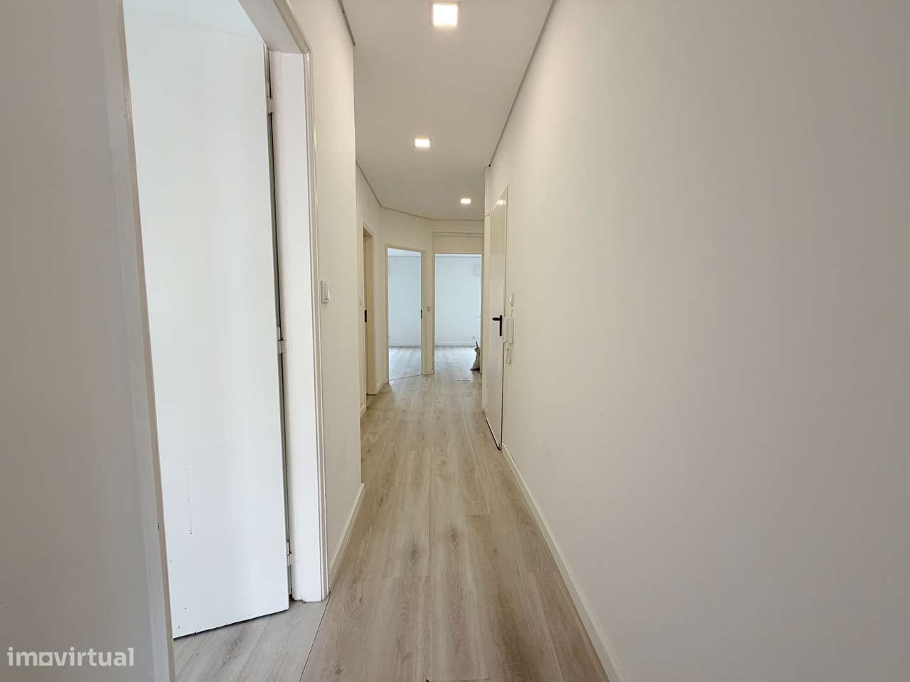 Apartamento T3 Venda em Viana do Castelo (Santa Maria Maior e Monserra-6