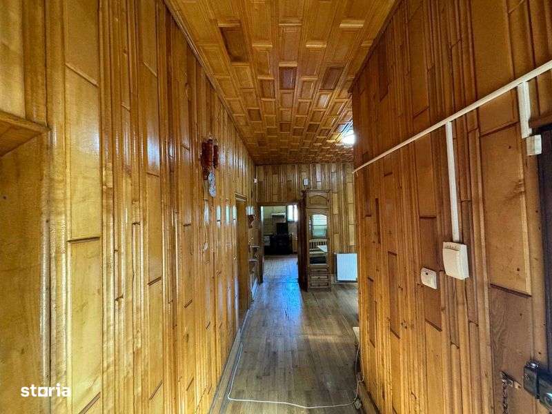 Casa si teren de vanzare sau schimb cu ap. 3 camere central - Imagine principală: 4/6