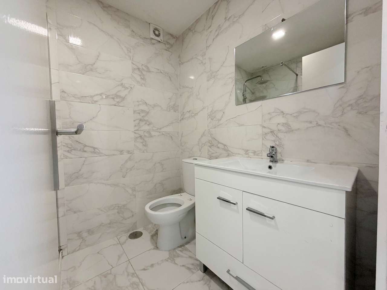 Apartamento T3 Venda em Viana do Castelo (Santa Maria Maior e Monserra-5