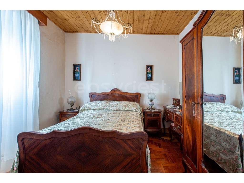 Moradia térrea de gaveto no centro de Vila Real de Santo António - Grande imagem: 5/19