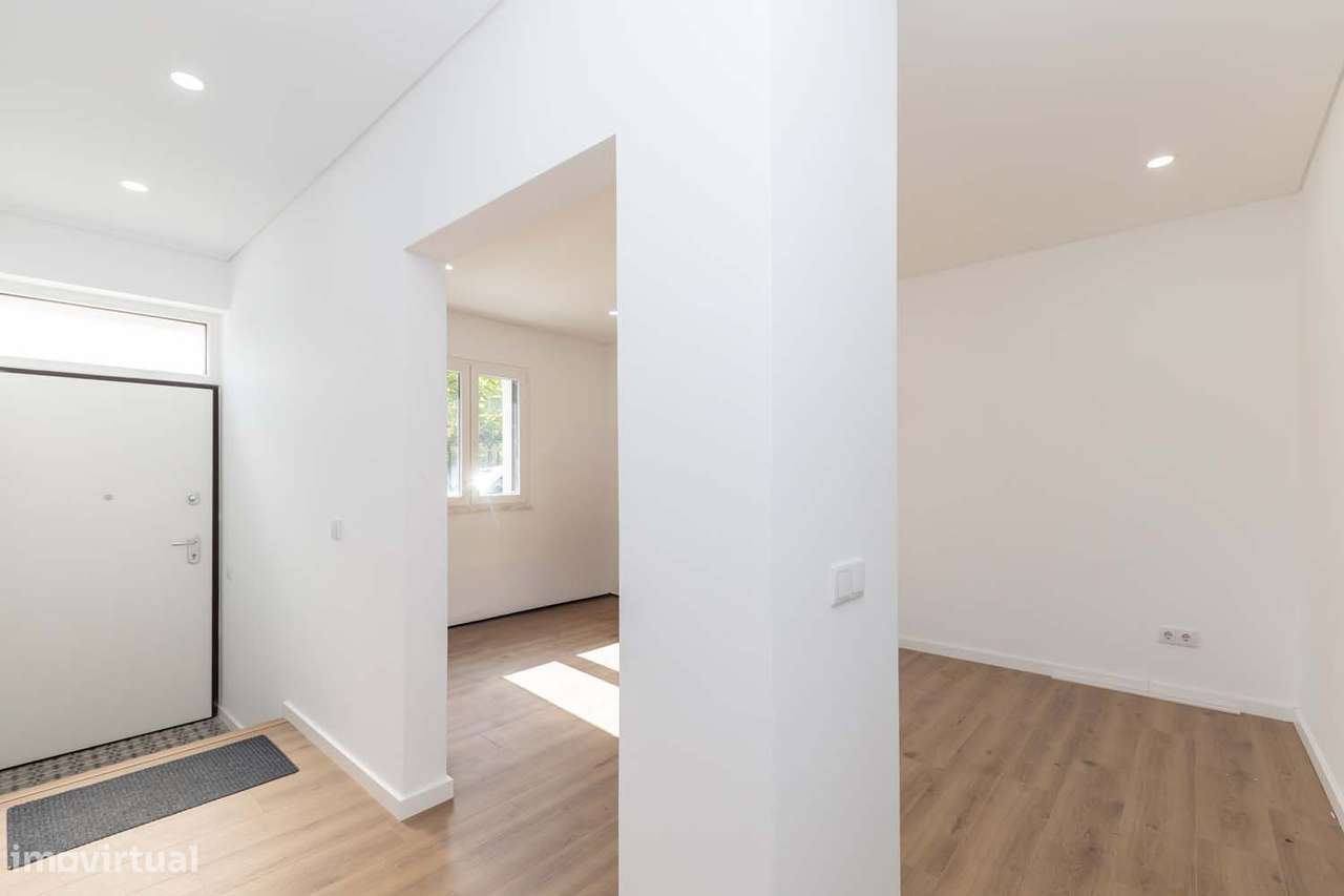 T3 NOVO – Apartamento com Espaço Exterior Único de 500 m² no Seixal - Grande imagem: 5/60