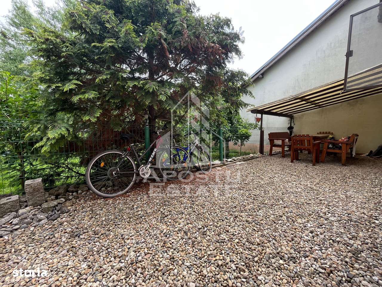 Casa individuala , 4 camere,2 bai, garaj, acces auto, 575 teren - Imagine principală: 5/6