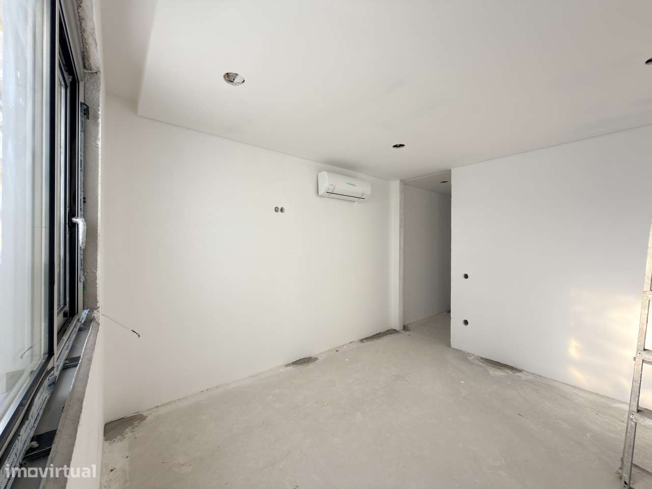 Apartamento T3 com terraços e jardim em Rio Tinto-14