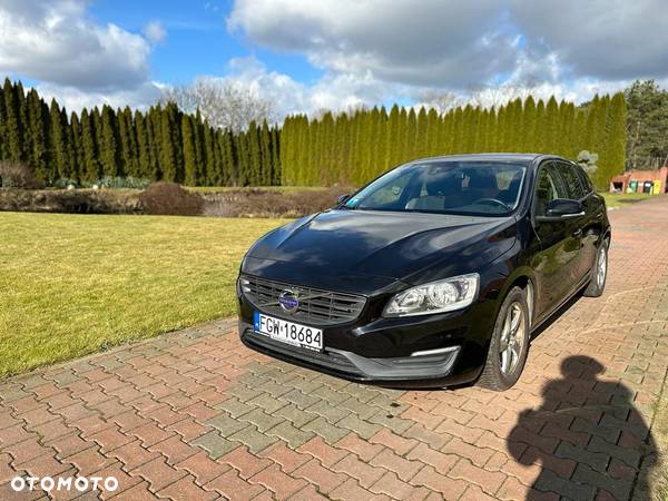 Volvo V60 D2 Drive-E Momentum - 15