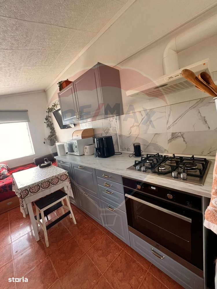 Casă / Vilă cu 4 camere de vânzare în zona Central - Imagine principală: 4/20