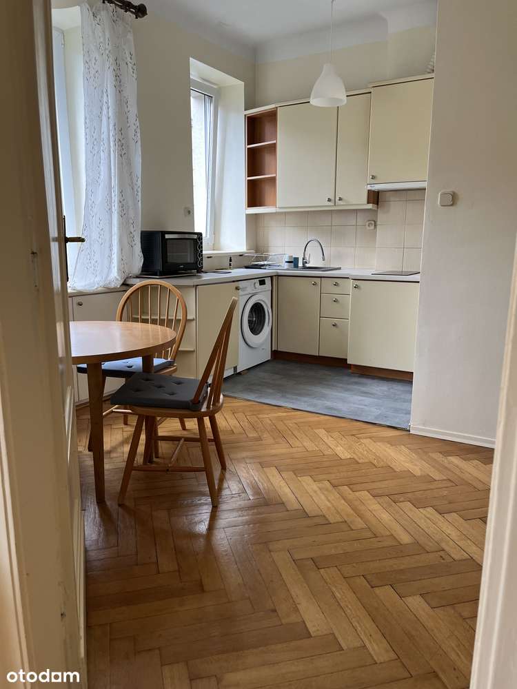 Dwupokojowe w kamienicy blisko Łazienek Królewskich - Pełny obrazek: 5/19