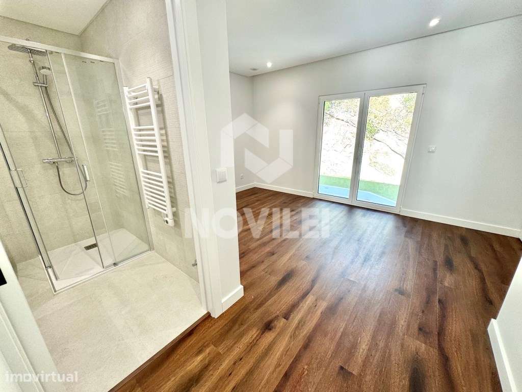 Moradia T3 em condomínio Fechado no centro de Leiria.-12