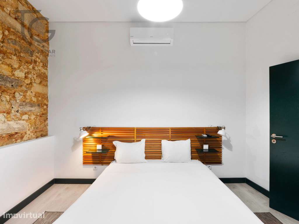 Prédio com 7 Unidades de AL e Loja em Lisboa-24