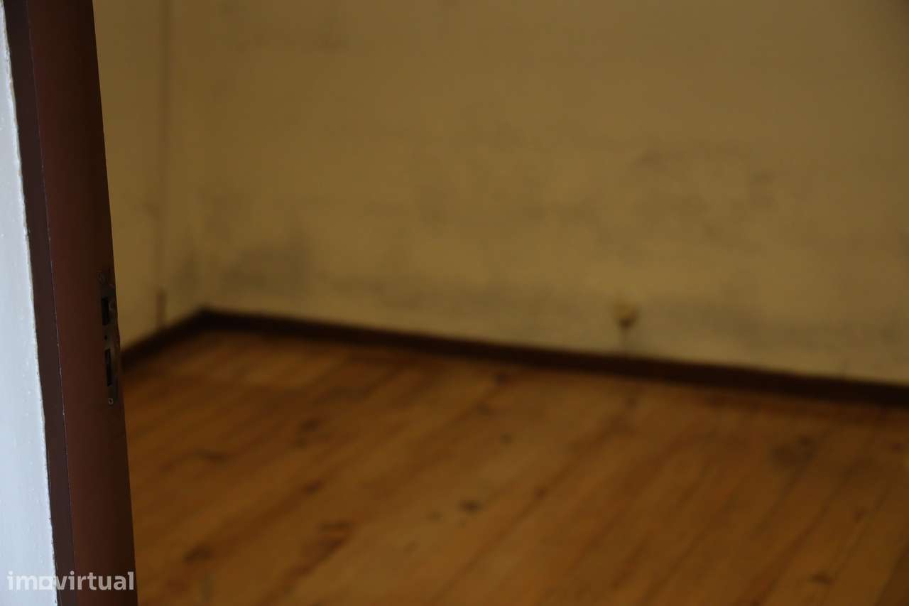 Moradia T4 com jardim em Peso da Régua - Grande imagem: 4/54