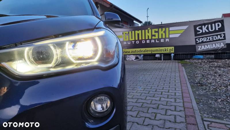 BMW X1 sDrive18d sport - 13