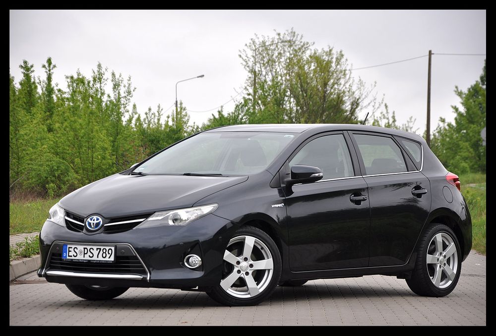 Toyota Auris II 2013