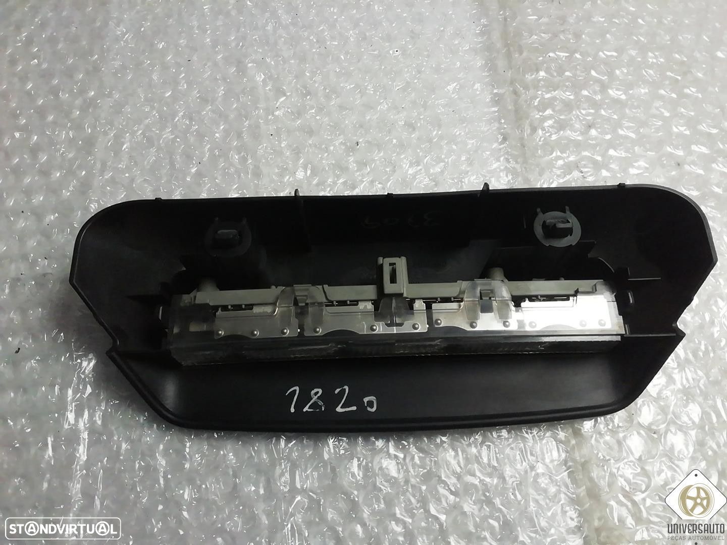 LUZ CENTRAL DE TRAVÃO TOYOTA YARIS 2007 - 1