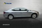 Skoda Superb 2.0 TDI Style DSG - 6