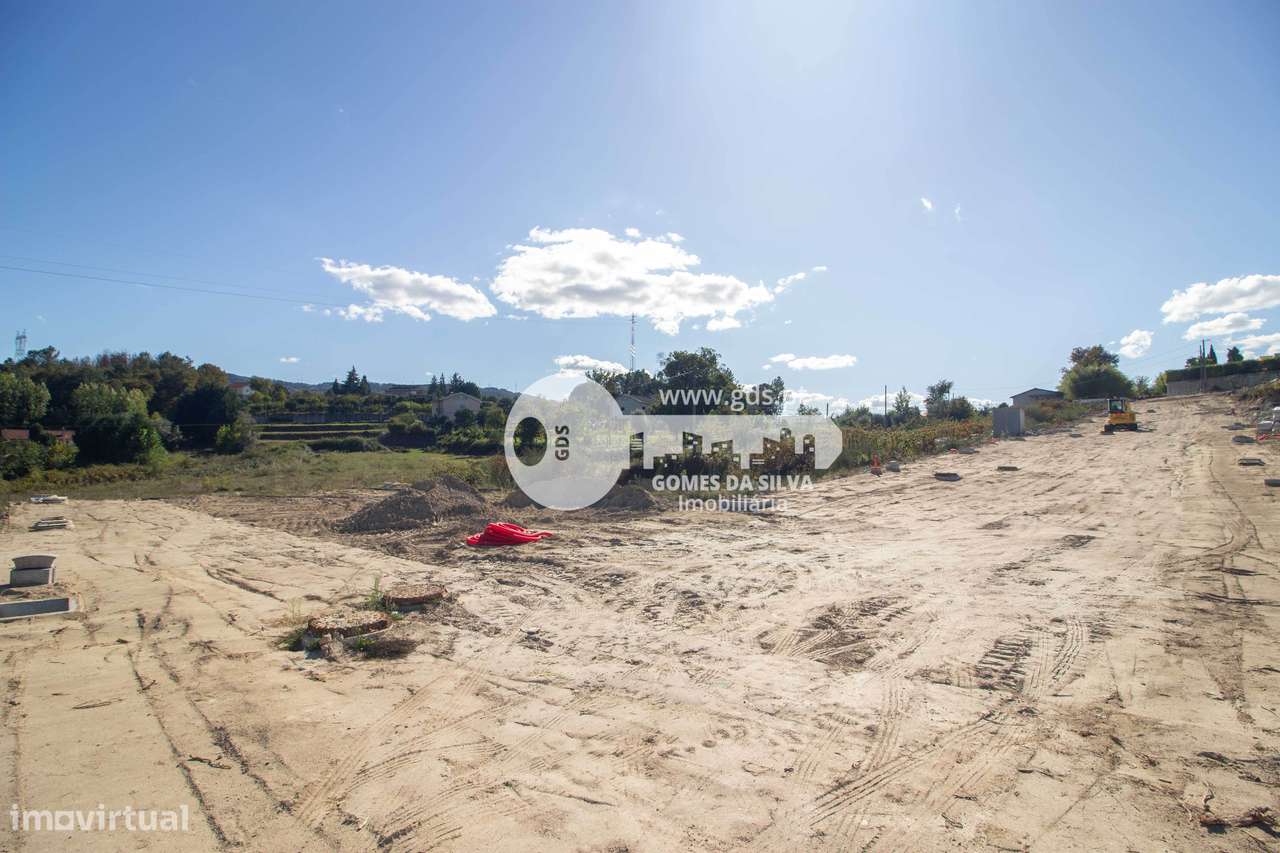 Moradia em Banda T3 Chave na Mão – Loteamento em Águas Santas, Moure - Grande imagem: 5/16