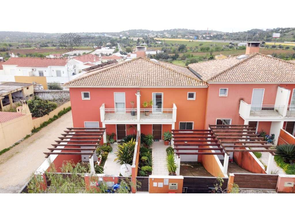 Moradia com Piscina Privada e Garagem em Paderne - Grande imagem: 4/35