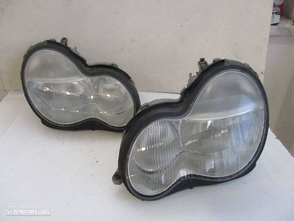 Farol Optica Mercedes W203 Classe C Esquerdo Direito - 3