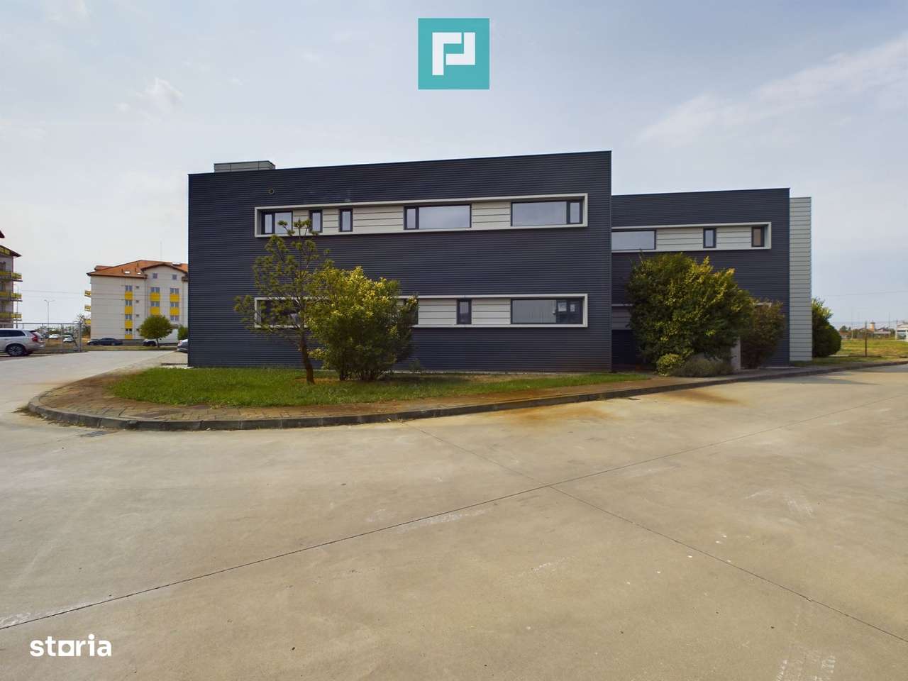 Clădire modernă pentru birouri 340 mp - Imagine principală: 2/20